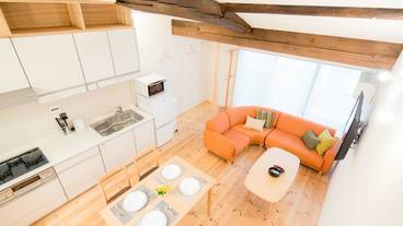 客室内のダイニングエリア / 14