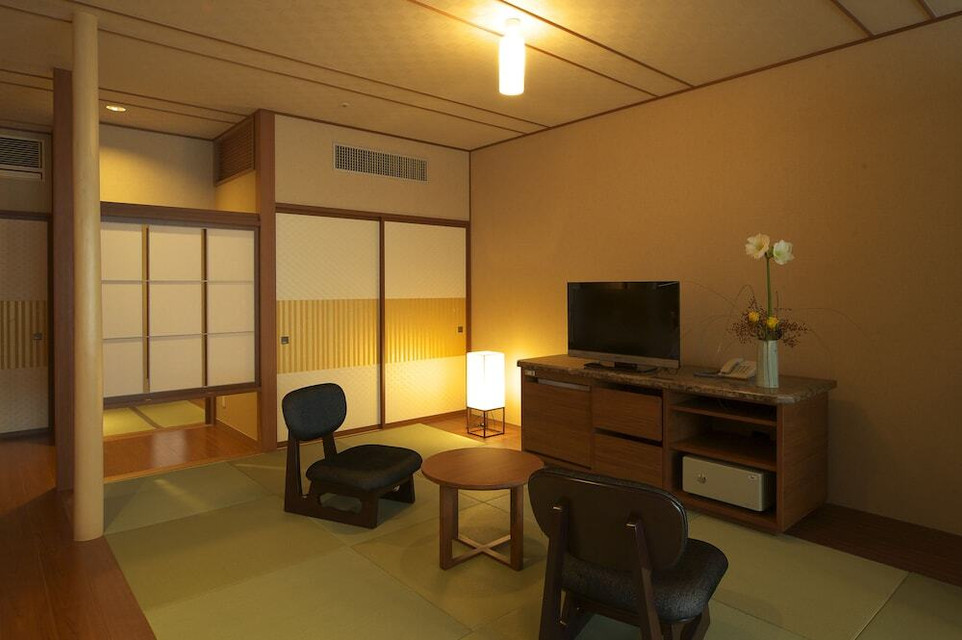 ヴィラ瑞鶴荘 森海/室内