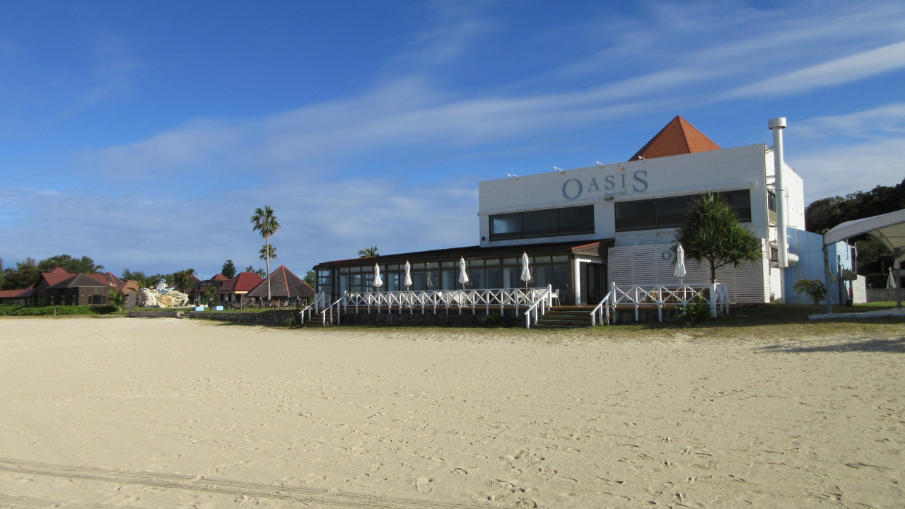 ビーチカフェ・オアシス