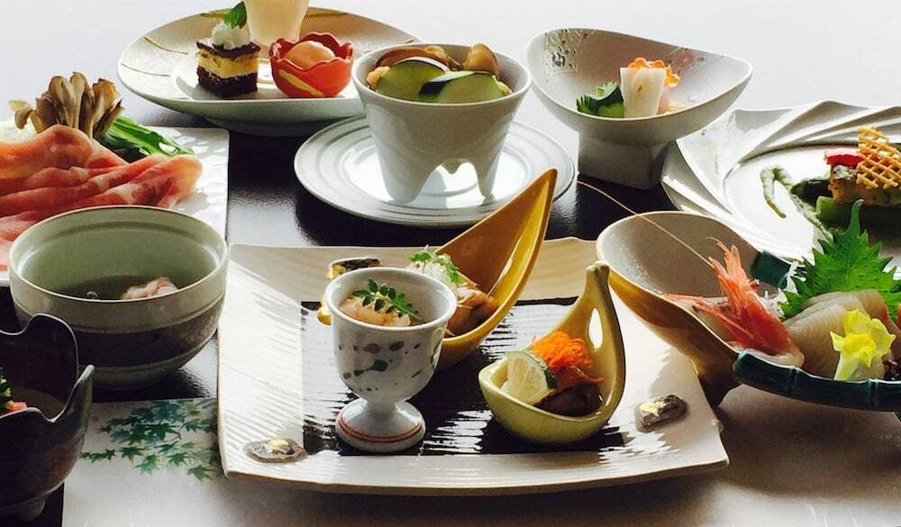 夕食 和会席料理一例② / 2