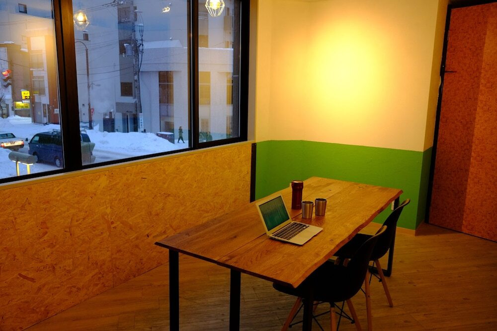 ロビー応接スペース