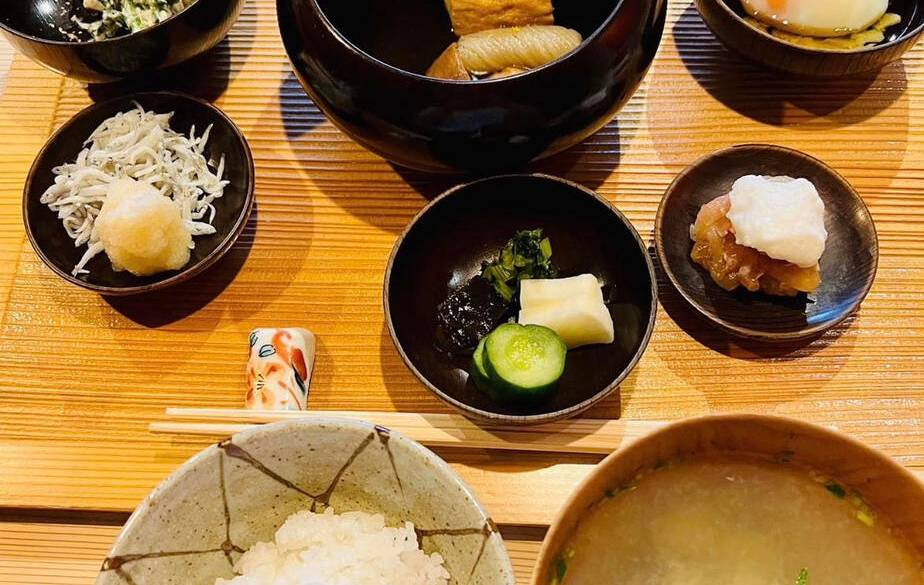 心身ともに染みわたる
やさしい味わいの朝食 / 1