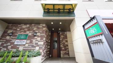 施設の入り口 / 22