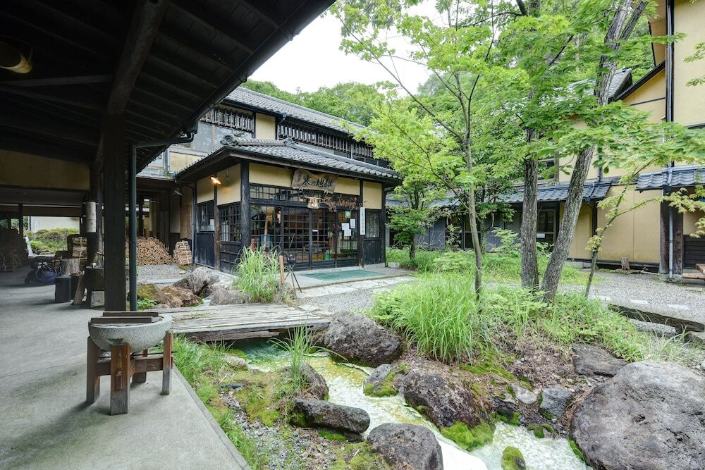 珍しい「冷泉」で、夏でも長湯が楽しめるお宿3417195