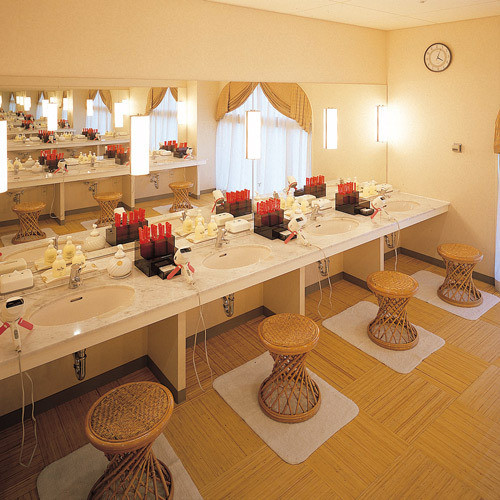 脱衣所・洗面台