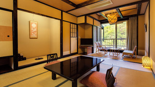 Japanese Style Room with an open air bath  :15 Minutes from ITM by Taxi, Tatoo may not be allowed.