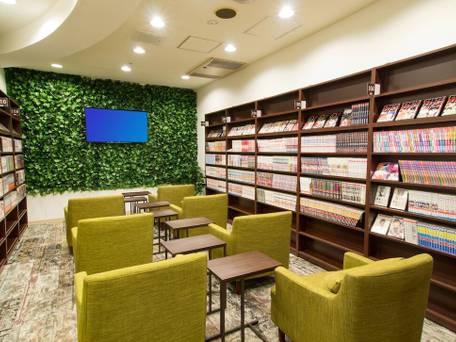 Comics＆Capsule Hotel コミカプ札幌すすきの店 / 2