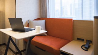 エドモントスタンダード 禁煙