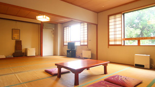 和室16畳 共用バスルーム