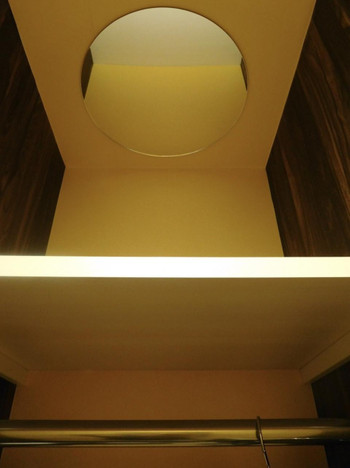 忘れ物をしないための天井ミラー3517711