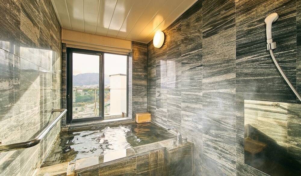 【宙】和洋室　 / 4