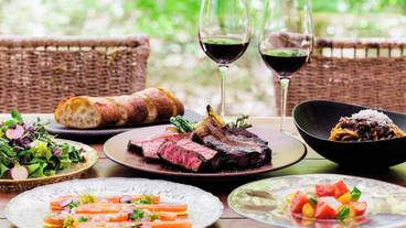 食事・飲み物 / 7