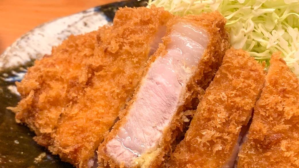 「とんかつひなた」で
肉厚とんかつに舌鼓 / 1