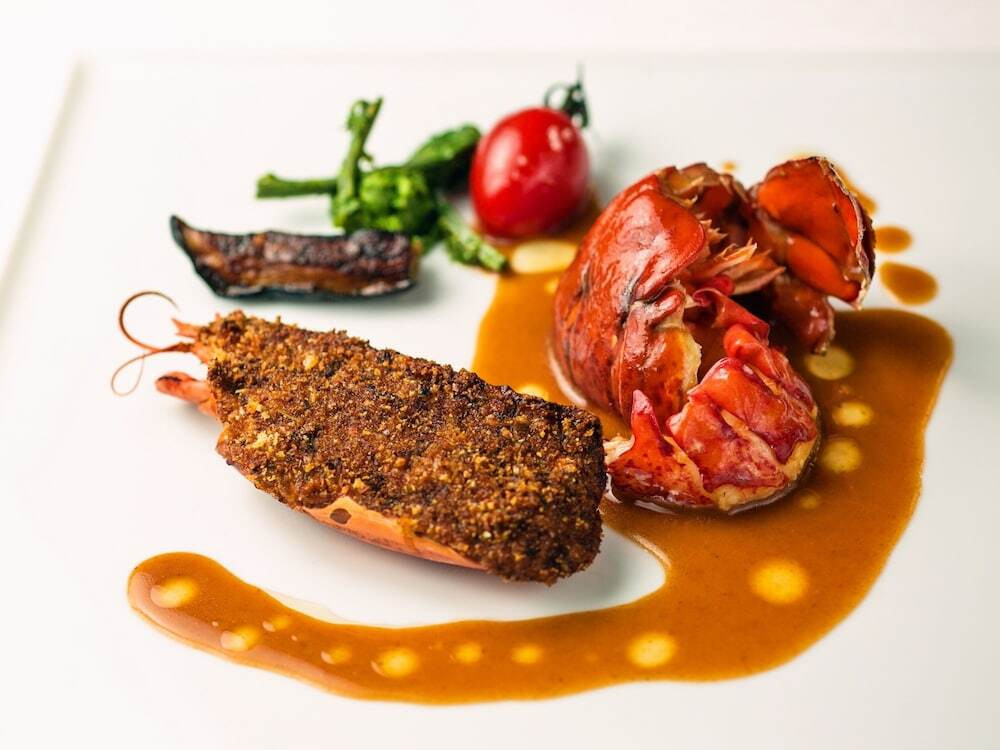 活けオマールエビのポワレ　トロイメライ風