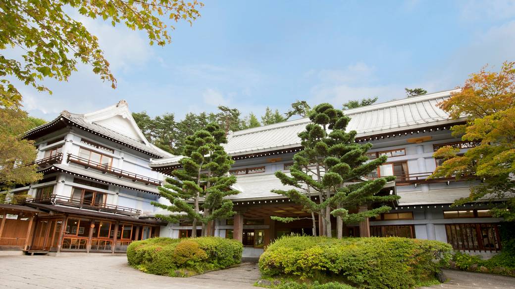 大正の面影を残す
風情たっぷりの宿に到着 / 1