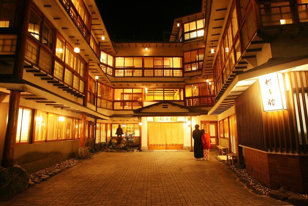 大正ロマンあふれる木造建築にうっとり4025484