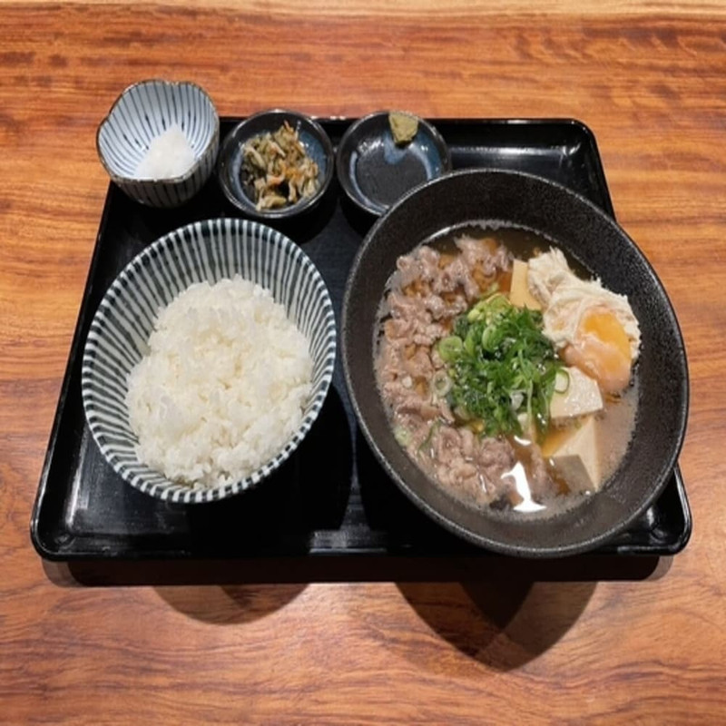 朝食