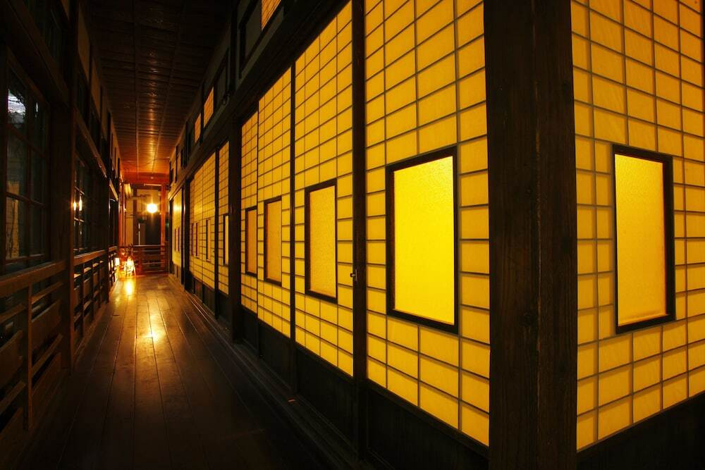 レトロな旅館の歴史に思いをはせて、“今”を頑張る力に変えよう♪3847034