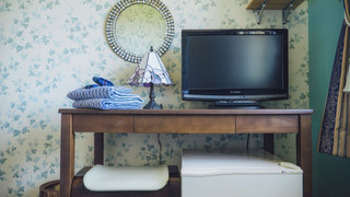 デザイン ルーム ダブルベッド 1 台 パーシャルシービュー