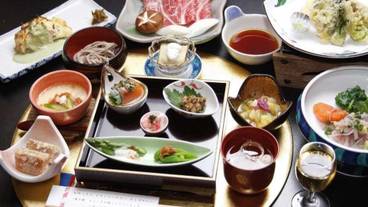 食事・飲み物 / 1