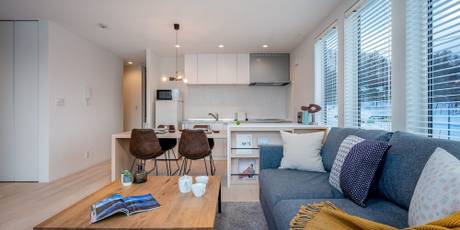 H2 Life Resorts ArtHouse