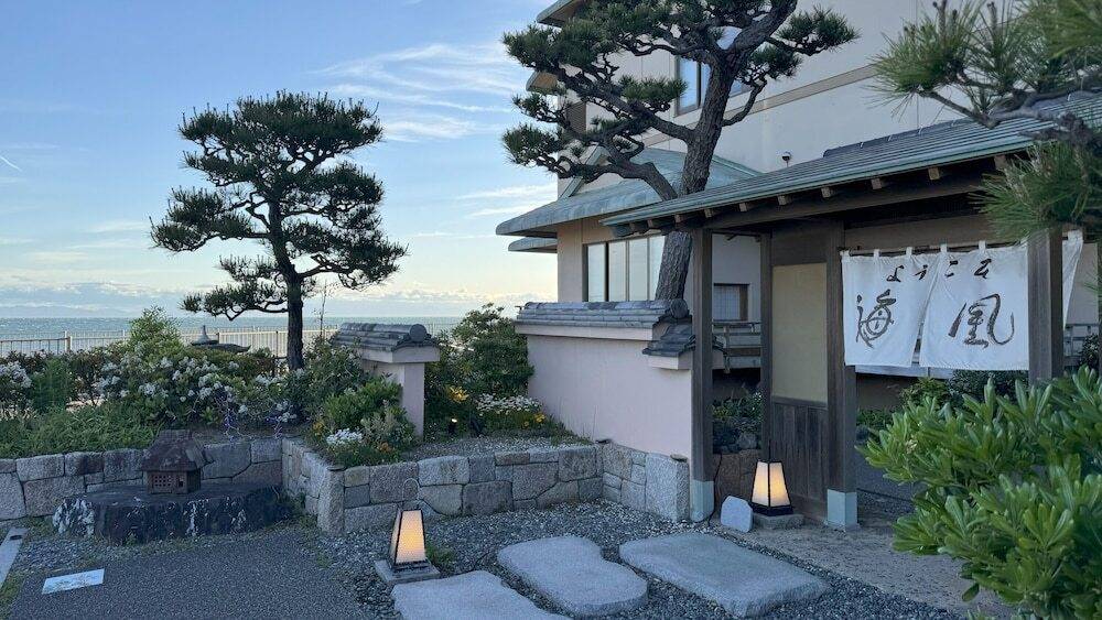エントランス / 1