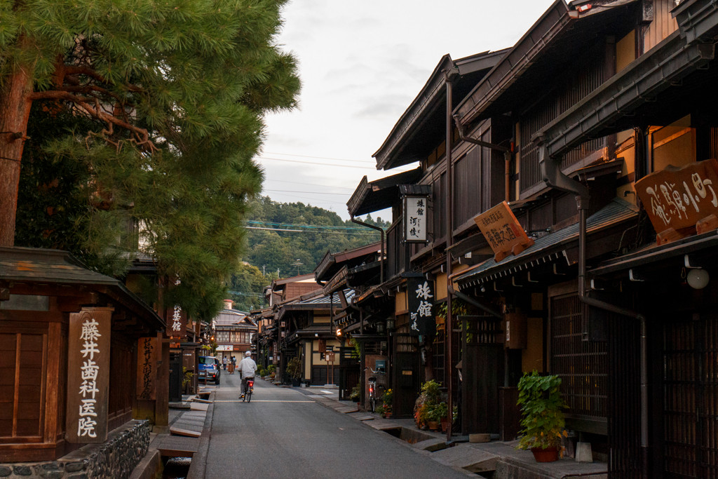 見るもよし！食べるも良し！の岐阜県・飛騨高山3846826