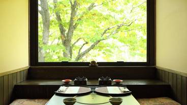 食事・飲み物 / 28