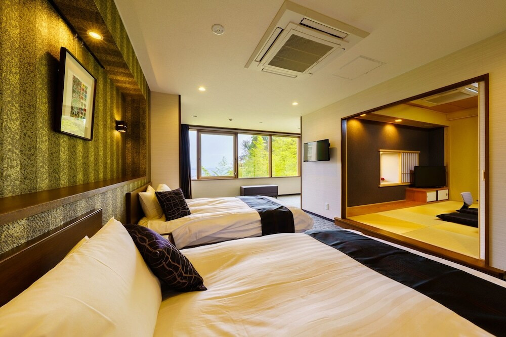 プレミアムルーム和洋室一例