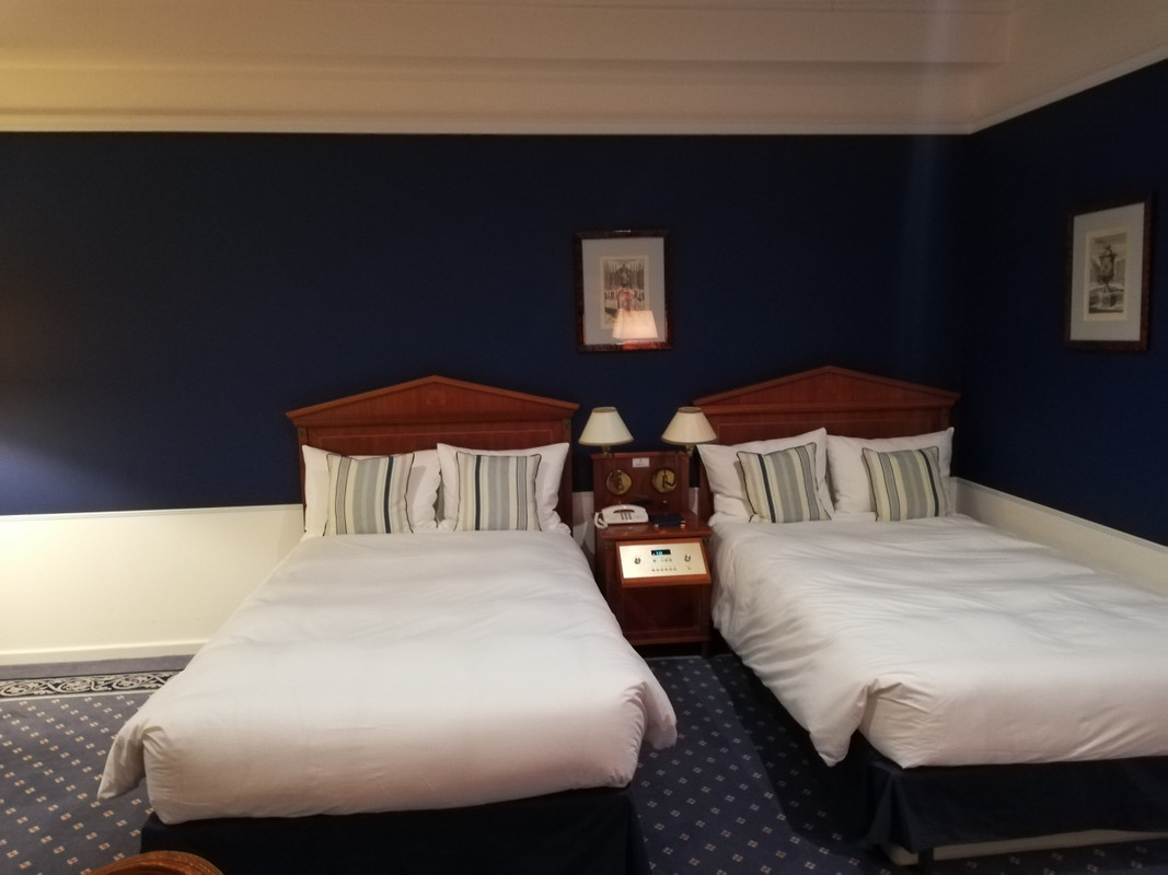 ２階のデラックスデザイナールームツイン45㎡ゆったりです