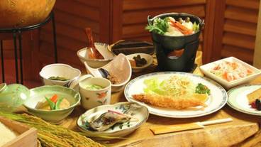 食事・飲み物 / 2