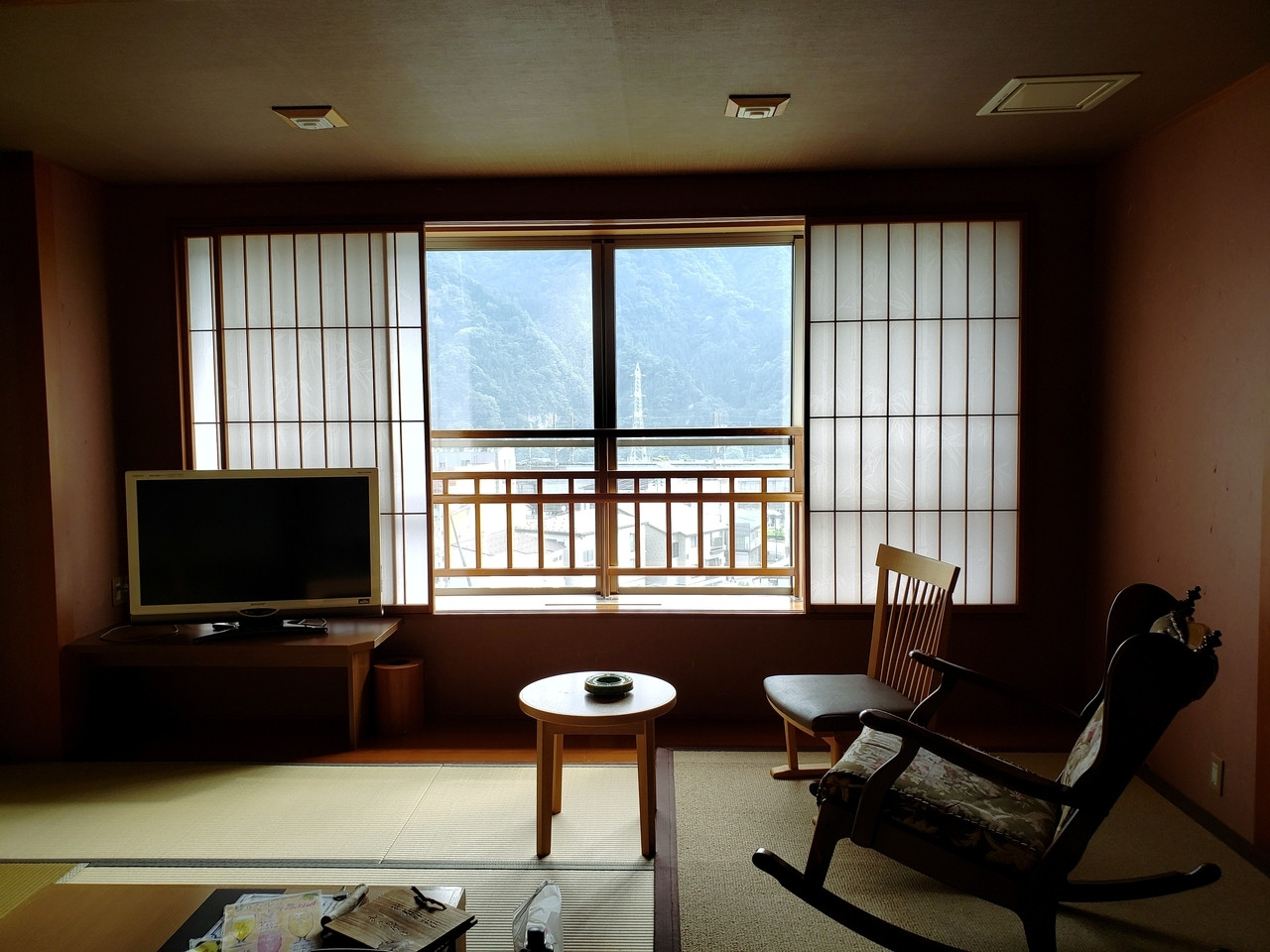 部屋食も◎ 山里の風情を味わえる温泉旅館3551923