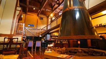 ロビーラウンジ / 3