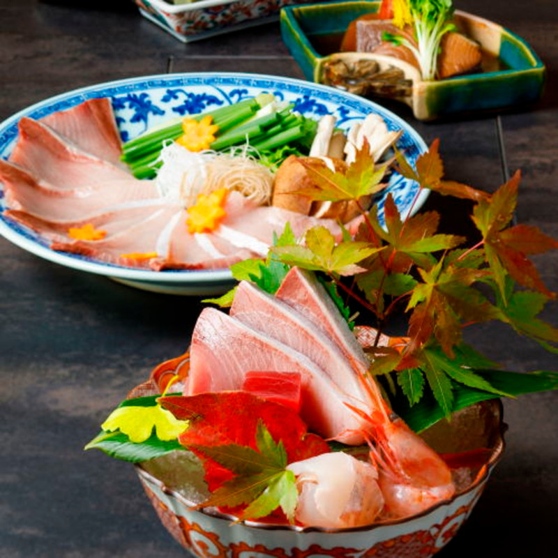 天然ぶりの創作懐石