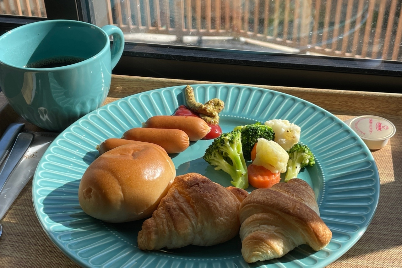 湯畑まで徒歩約2分。ハイセンスな素泊まり宿で、草津旅をカスタマイズ3955039