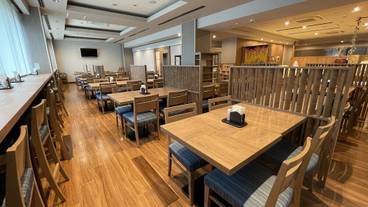 朝食スペース / 7