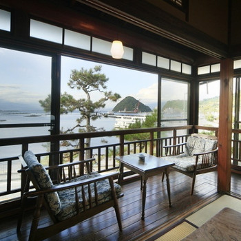 太宰治ゆかりの宿で、豊かな時間の使い方3488095