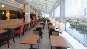 朝食スペース / 7