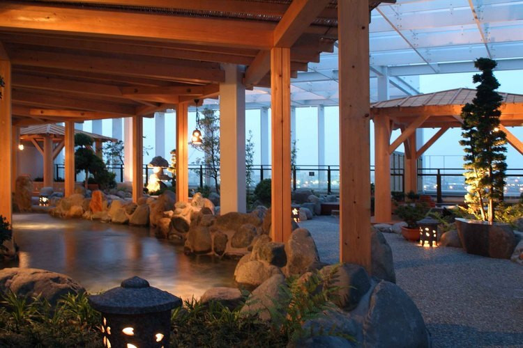 4.横浜みなとみらい　万葉倶楽部3476963