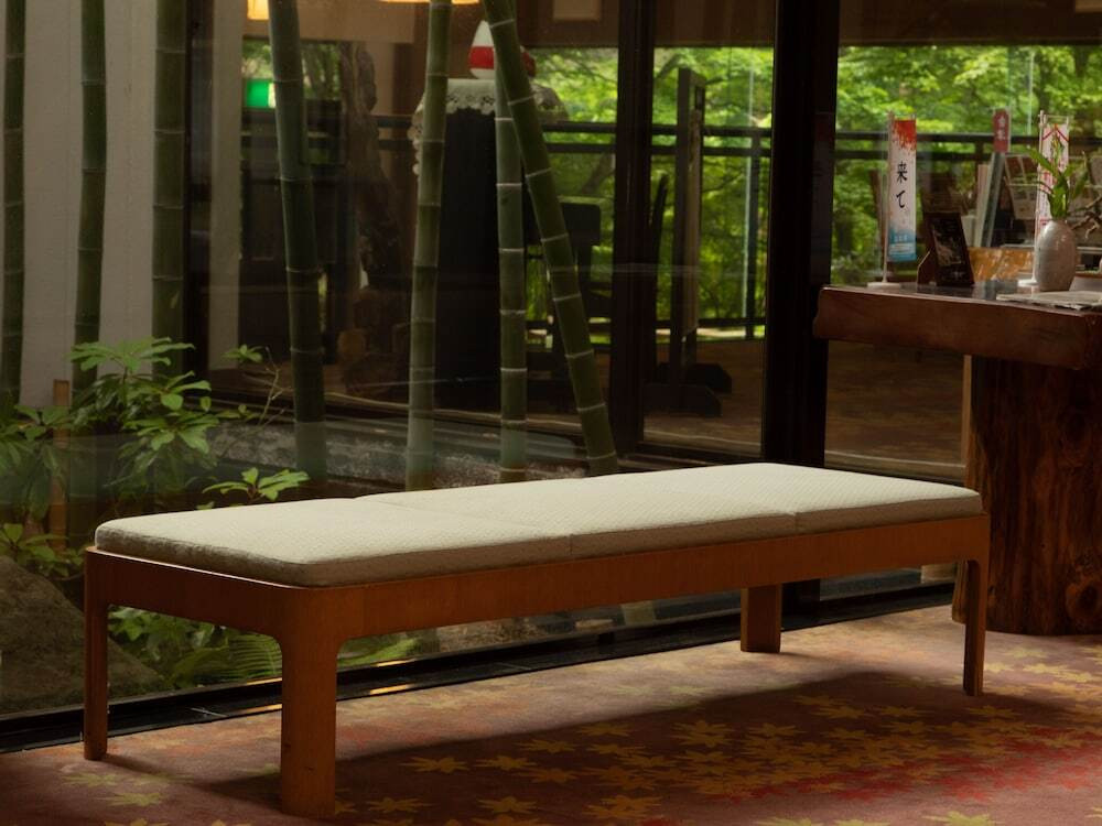 ロビー応接スペース