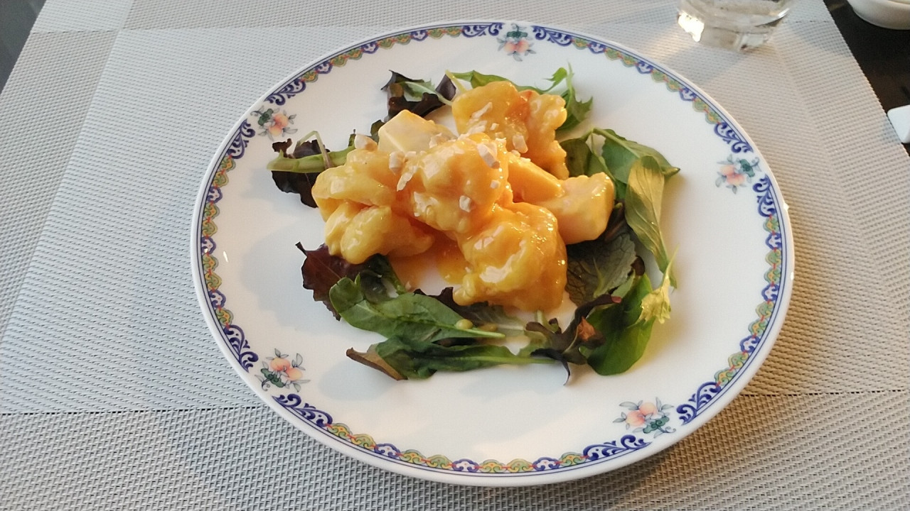 海老のマンゴーマヨネーズ炒め