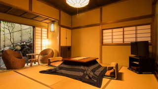 葵 和室 半露天温泉風呂付