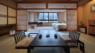 ★最上階で眺望抜群★大切なひと時に♪渓谷沿い和室12畳＋洋室 [和洋室] [禁煙] [リバービュー]