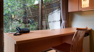 本館 108号室 甲東 露天風呂付き和洋室 禁煙