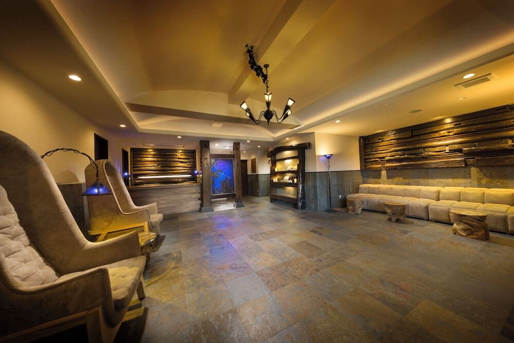 世界ジオパーク伊豆　繭二梁（セカイジオパークイズ　マユフタハリ） / 1