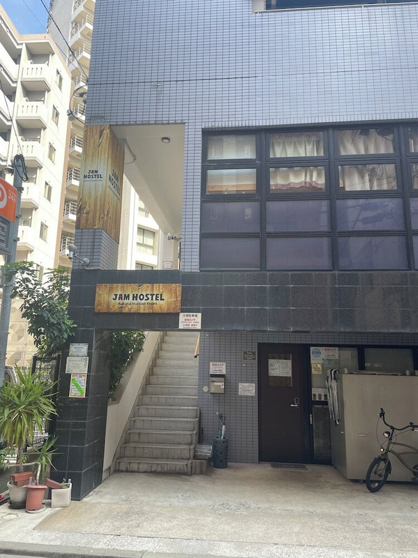 施設の正面