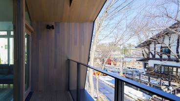 バルコニーからの眺望 / 2