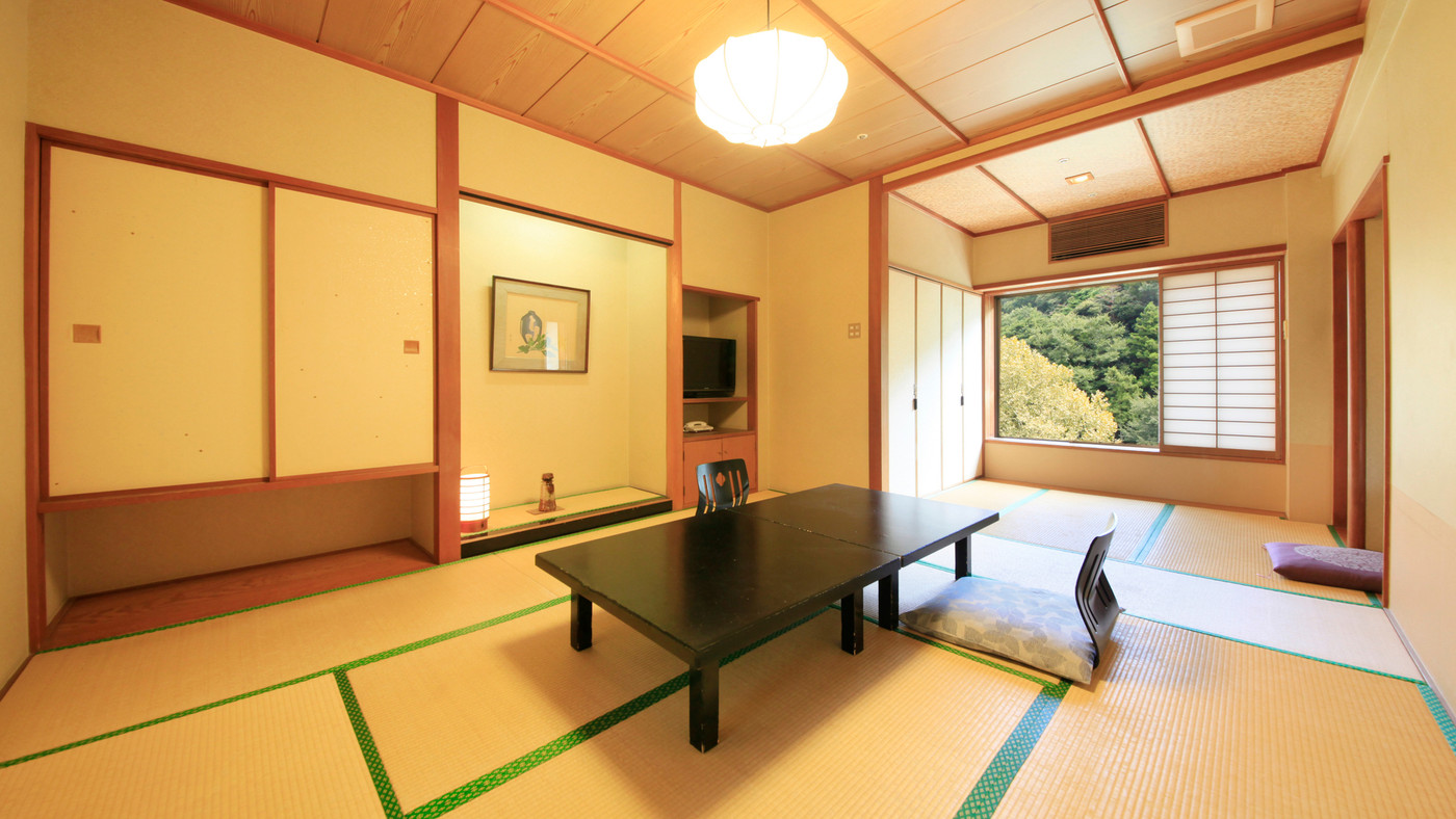 川のせせらぎに癒される。客室や貸切風呂からのリバービューを楽しんで3934519