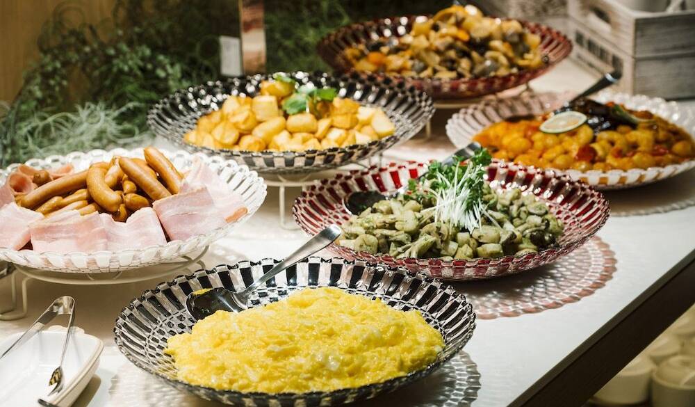 朝食ビュッフェ / 3