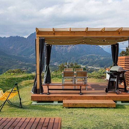 大自然の中の
優雅なテントに滞在 / 3